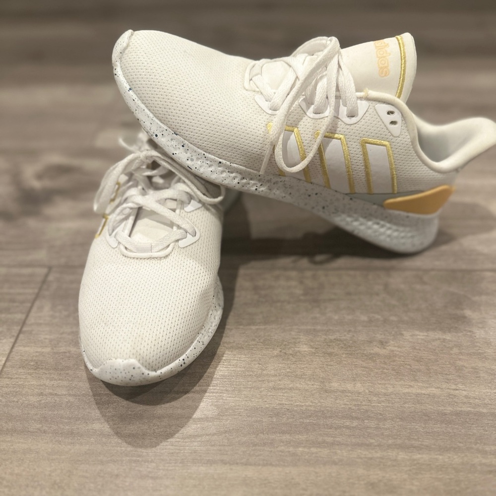 Adidas shoes with Cloudfoam